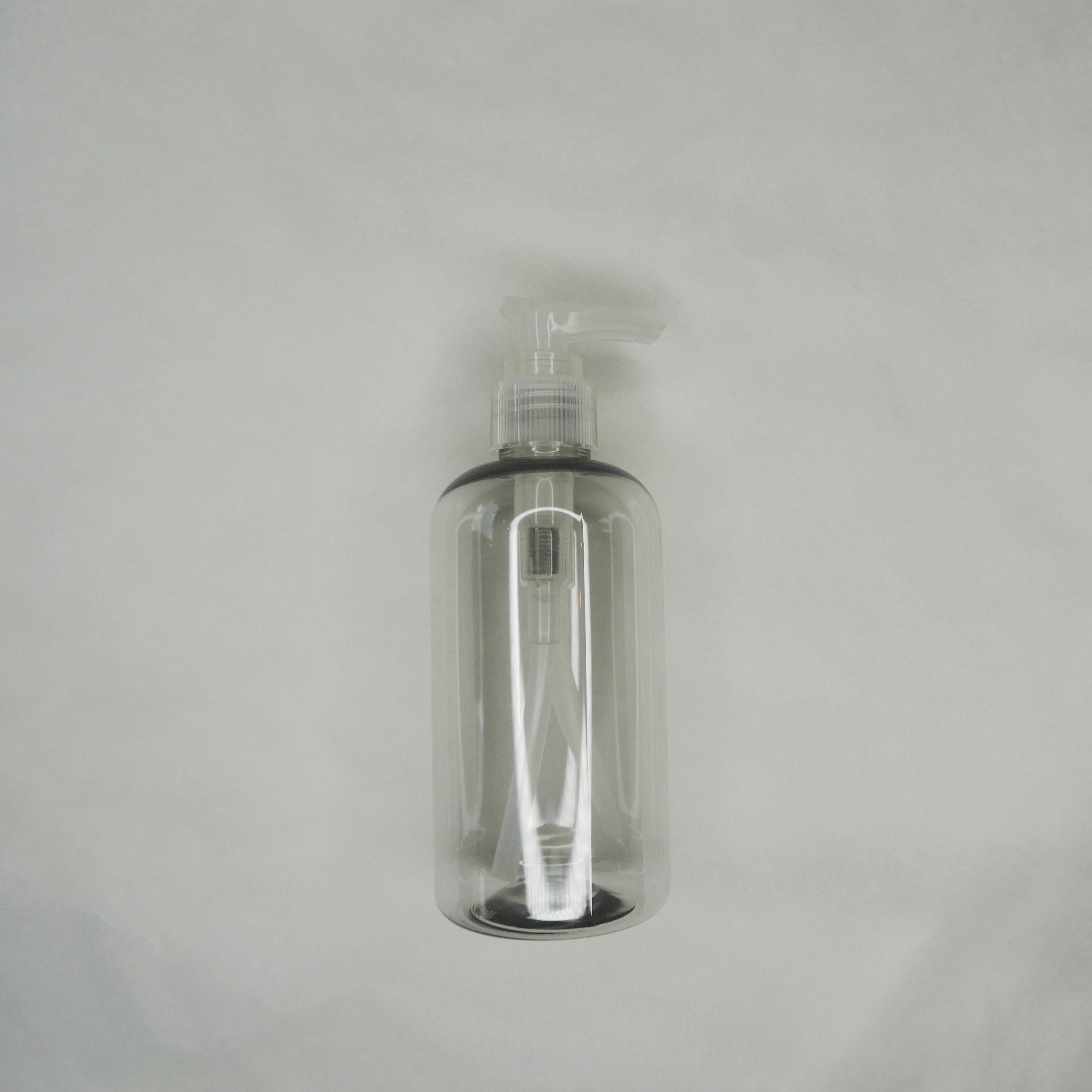 Plastična flaška s pumpico